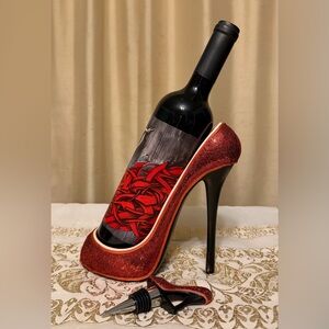 Elegant Sparkly Red Stiletto Wine Bottle Holder & Stopper